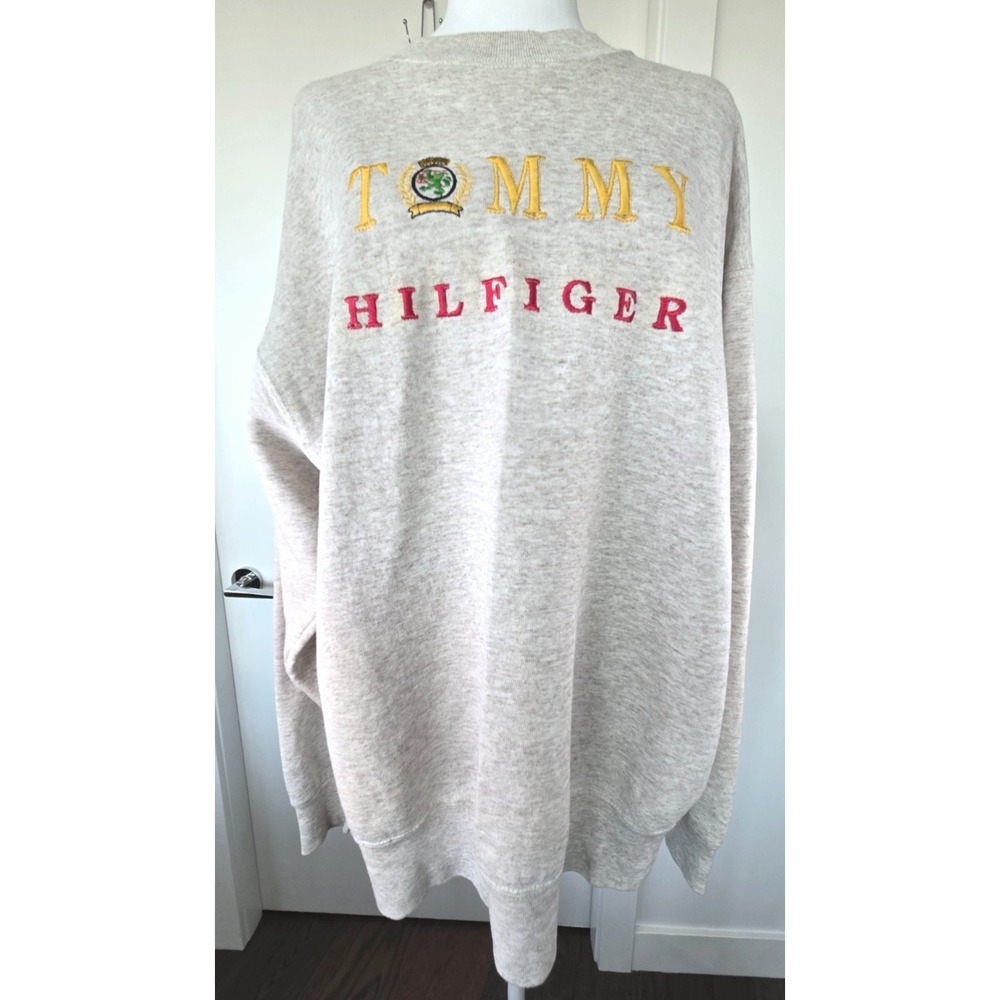 Vintage Tommy Hilfiger Pullover Yellow Red Emboidered Logo Sweater Long Sleeves